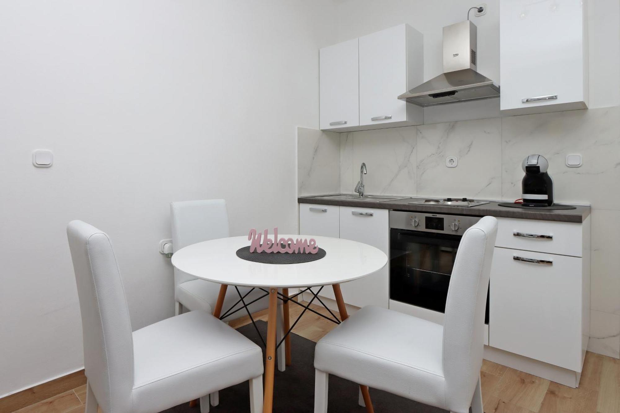 Seaside Apartments With A Swimming Pool Pag - 6412 Pag Town Esterno foto
